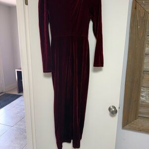 SHEIN Velvet Long Sleeve Dress in Burgundy